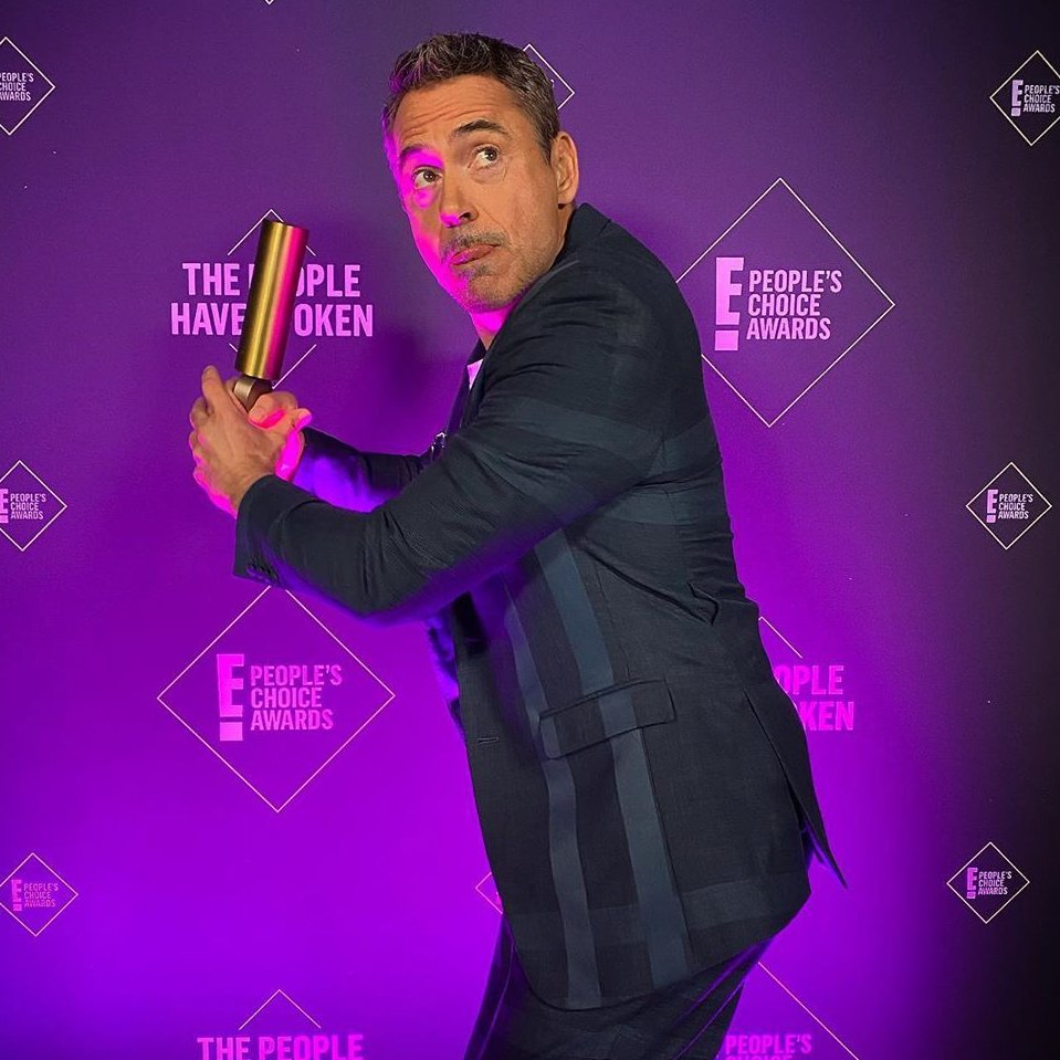 RDJBrazil's tweet photo. 2019 x 2024. #GoldenGlobes https://t.co/GOiY147mRq