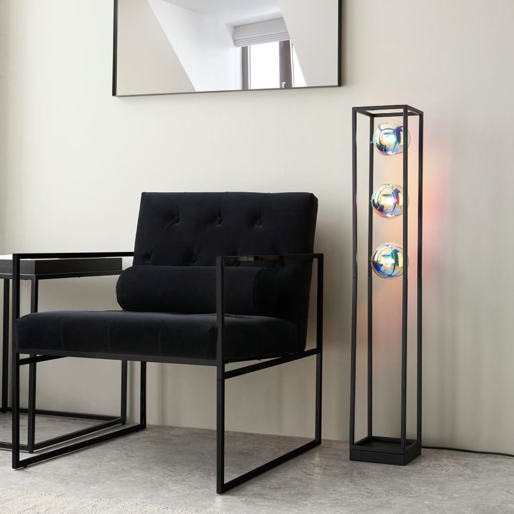 sparksdirect's tweet image. Introducing the amazing Magy Floor Lamp with Matt Black Frame and Three Glass Globes 3x G9 LED Lamps c/w In-line Switch 

#floorlamp #floorlight #lighting #mattblack 

sparksdirect.co.uk/magy-floor-lam… 

matt black open frame floor light fitting coming with iridescent glass orbs/globes
