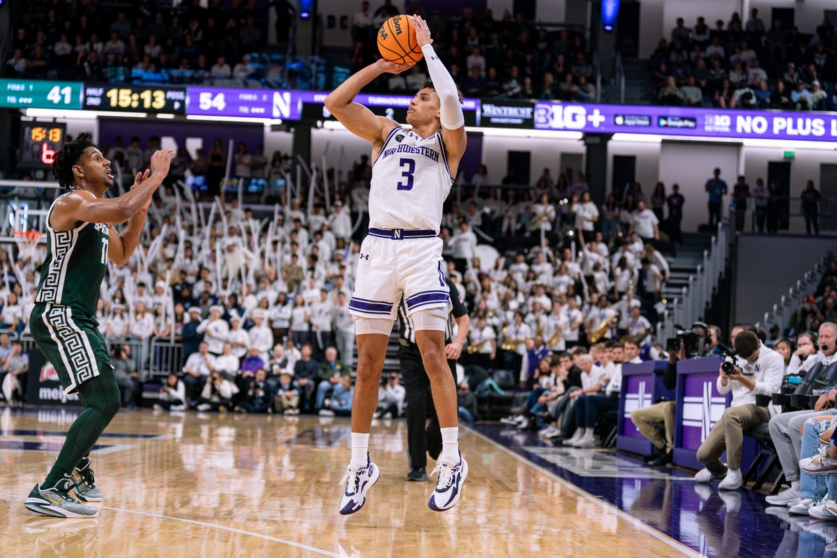 B1GMBBall's tweet image. How big was Ty Berry last night?

😈 7-11 (4-7 3s)
😈 22 pts
😈 4 reb
😈 2 ast
😈 2 stl