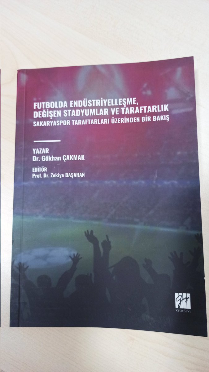 Gokhanckmk's tweet photo. Stadını kaybeden bütün futbol taraftarlarına ithaf ettiğim ilk kitabım Gazi Kitabevi'nden çıktı. Bu süreçte ilham kaynağım olan ve çok değerli katkılar sağlayan @AkademiSakarya ailesine sonsuz teşekkürler. Alana katkı sağlaması ve okuyanlarda farkındalık kazandırması temennisiyle https://t.co/Zml6uEX5DK