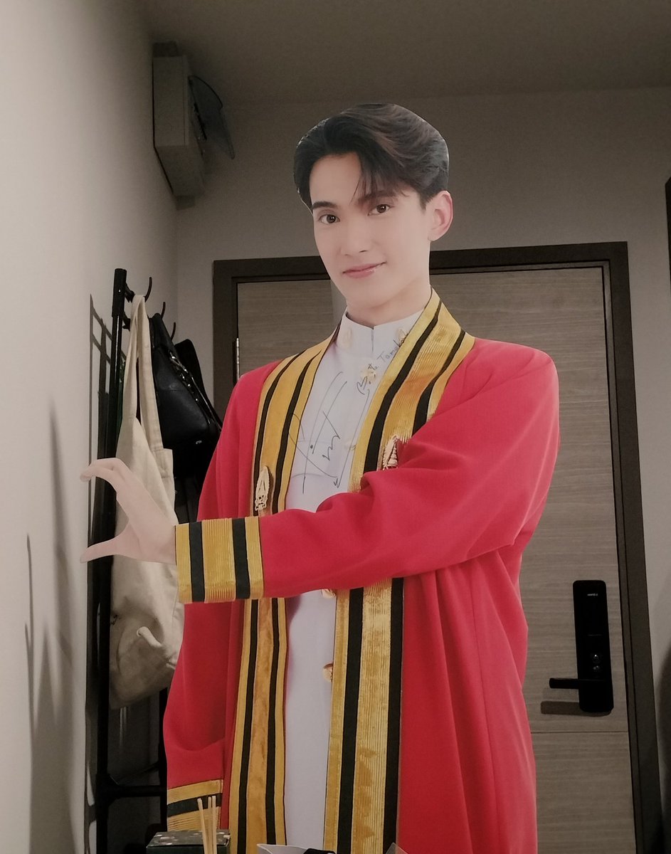 ryokomao1126's tweet image. Firstくんと同棲1年記念だそうで
←違うからやめとけ
まだ一緒に暮らしております！
卒業式はほんと行けてよかったな
#FirstfhGraduationDay