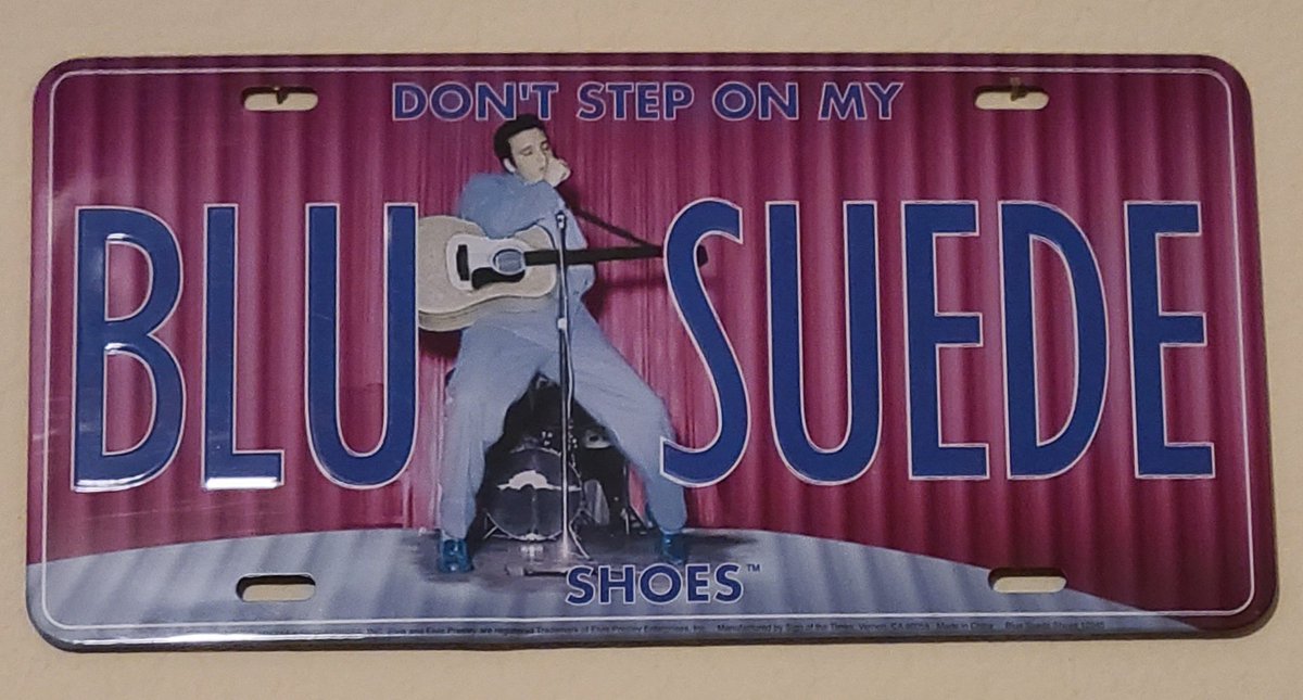 Today's the birthday of the King of Rock 'n' Roll.@ElvisPresley.This song wakes me up every morning to take my epilepsy meds.Hence,why I'm posting this now. Lol.Happy Birthday to the King!He will never be forgotten.👑🎙🎂🎸#Elvis #HappyBirthdayElvis #KingofRocknRoll #ElvisPresley