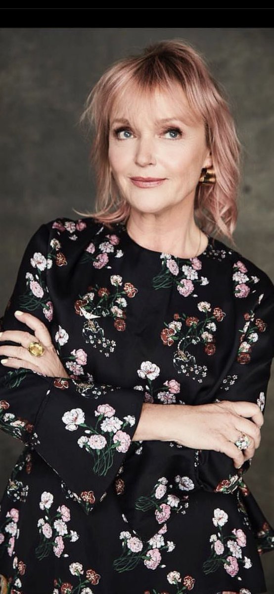 saskJohnson's tweet photo. Listen she may be 35 years older than me but I would marry her today 😍😍 #mirandarichardson #GoodOmens3 #chickenrundawnofthenuggett https://t.co/x4X4gBl060