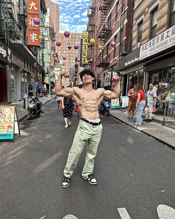 CriminalWhore's tweet photo. 𝐀𝐚𝐫𝐨𝐧 '𝐁𝐥𝐚𝐝𝐞' 𝐒𝐮𝐧

Son to the Dragon head. Bisexual Muse. Top. 
Takes what is his with a smile on his face.

❤️ + 🔁 https://t.co/k7Tp3aWUg6