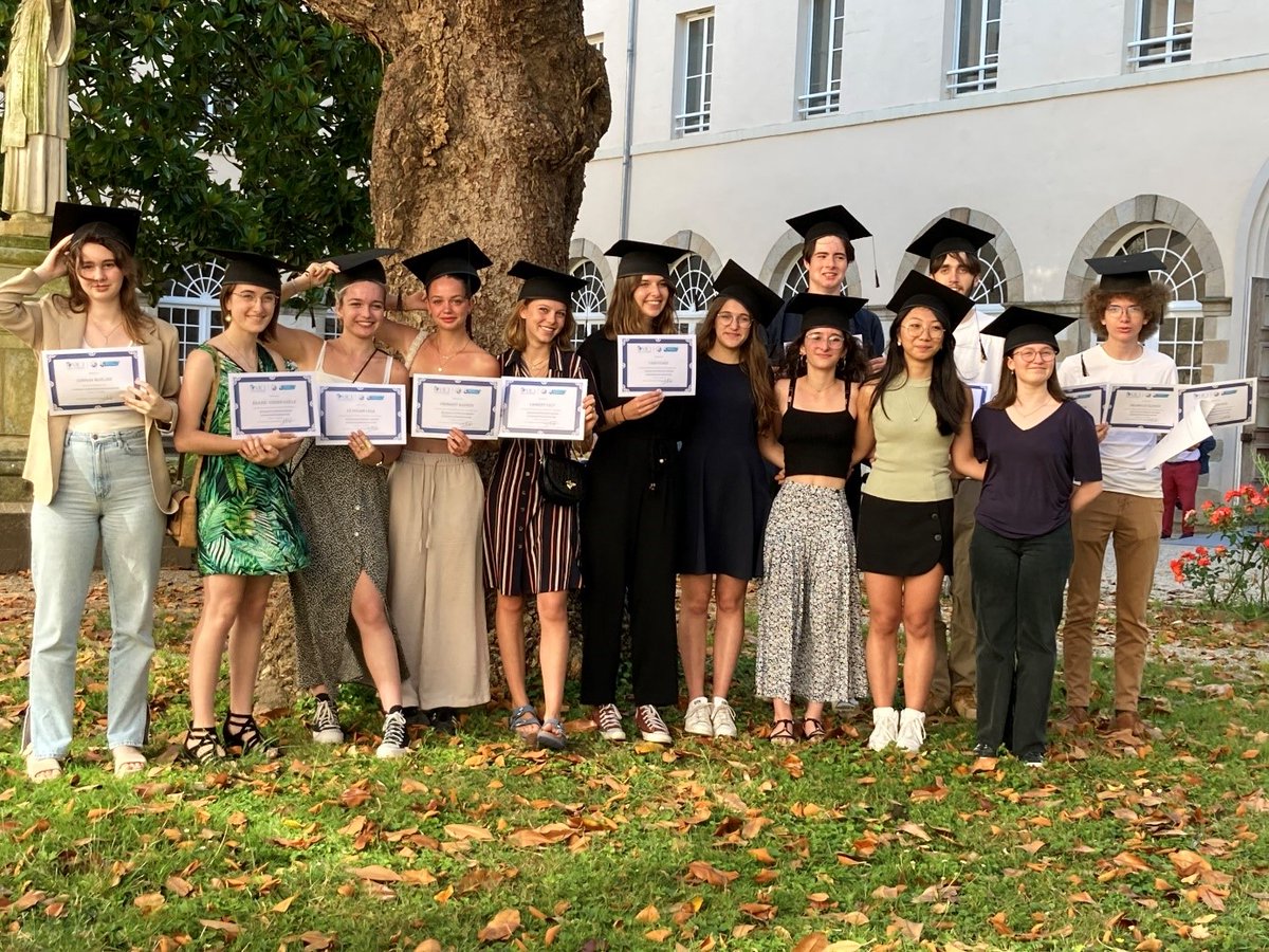 📢Réunion d'information sur le double diplôme bac international (IB).
📆Jeudi 1er février
⏱️18h30, amphi lycée St Paul à Vannes.

Pour mieux connaître ce diplôme : ec56.org

#ouverturesurlemonde #international