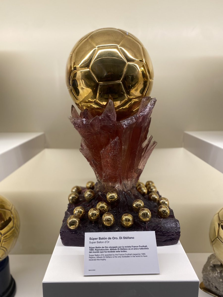 Blaq_Khaalifa's tweet photo. Just another day to brag about something that only Real Madrid has in its collection😍😍. #thisisrealmadrid https://t.co/4Hxkw73CYK