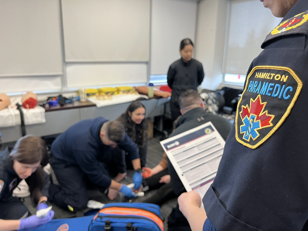 ThatJonLee's tweet photo. Day one of @NAEMT_ PreHospital Trauma Life Support with @HPS_Paramedics 
Instructors provide the principles of care, the participants add their experience, skill set and local context with the goal of improving the quality and efficiency of their trauma care https://t.co/UFzyMPrFDq