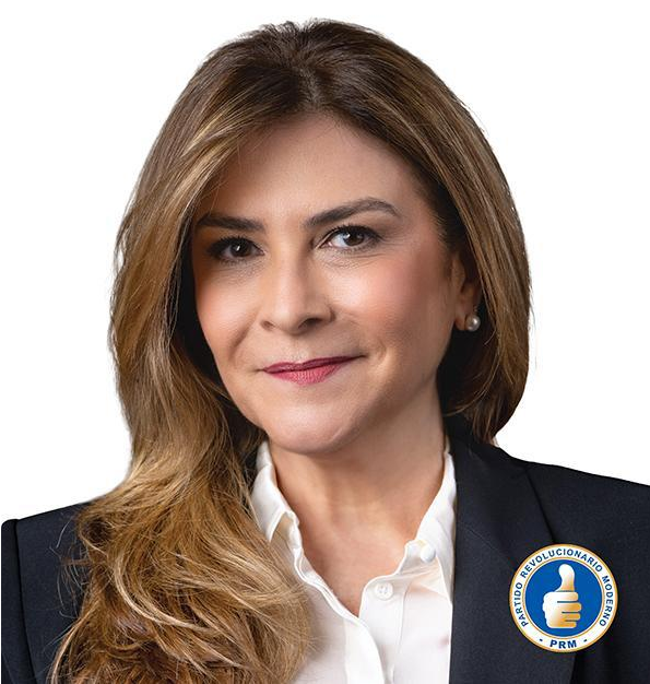 LeonardoJaquez's tweet photo. Faltando unas semanas para las municipales por cual candidato estas decidido a votar en el Distrito Nacional: 

1. Carolina Mejía
2. Domingo Contreras
3. Ninguno

¡Voten honorables!

#JaqueMate https://t.co/ur93BOIJLV