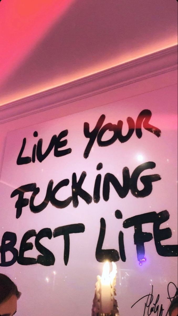 Question for the simps lurking. Why do you deny yourself heaven? What better way to live your best life than to worship me 👑♥️ 

Findomme paypigs findom finsub footworship cashcow whalesub