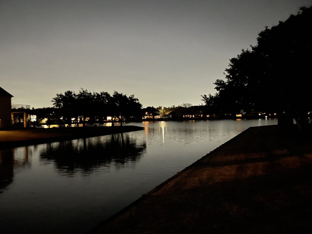 ACROresident's tweet photo. Check out this beautiful evening walk filled with #Wellness from #TeamResident for the #ACRO2024 #RacetotheSummit
@ACRORadOnc 

Share your photos with us of your best wellness moments 🏃‍♀️🌊🏖️🚵🌳 https://t.co/uGPMLUdmaj