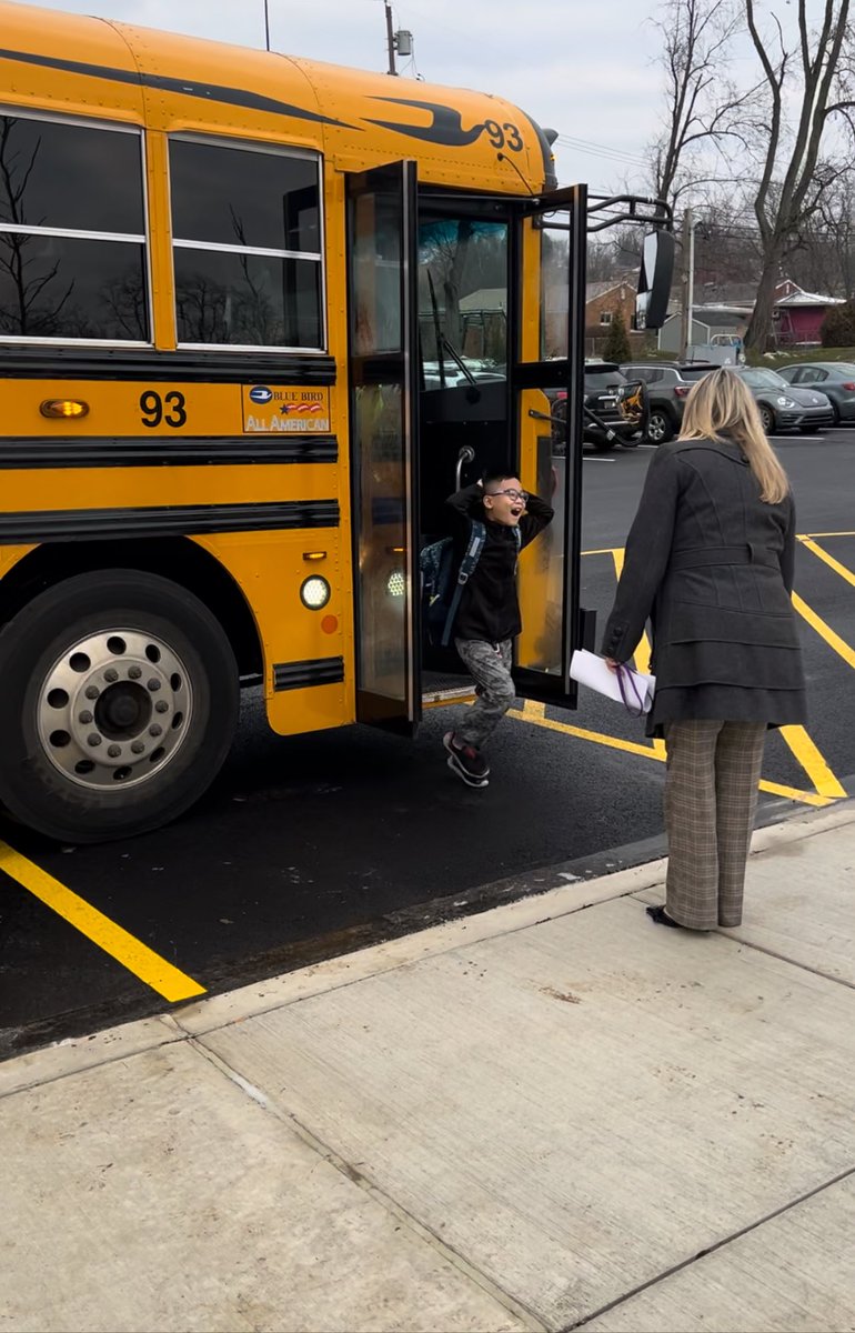 BSWDBehavior's tweet photo. Welcoming students back from Winter Break at the brand new R.A. Lutz Elementary School this morning! It was so great to see the excitement and smiles on all of the students' faces as they arrived! 💜

@BWSDNews #BWProud https://t.co/oYRIdL5ABB