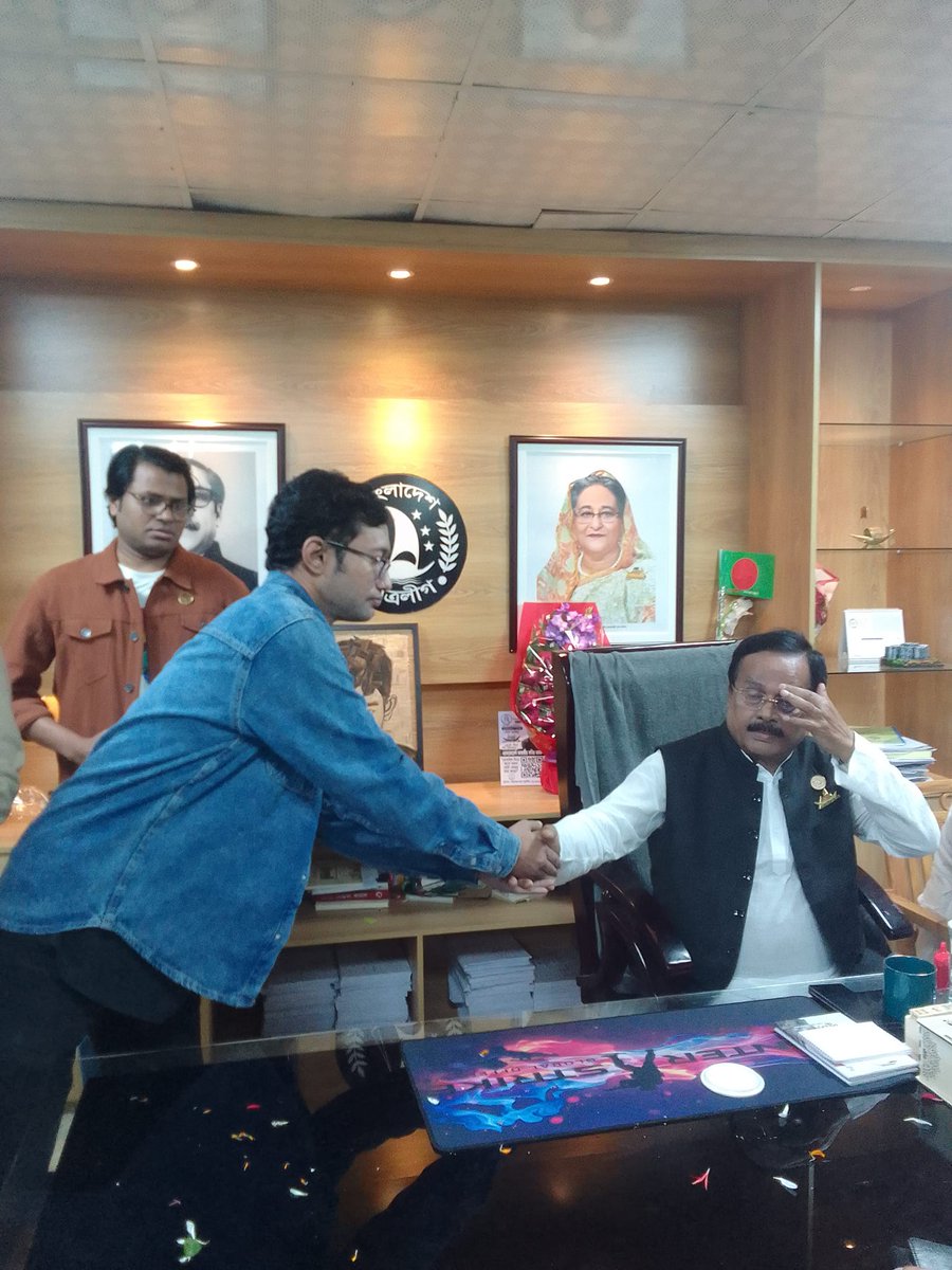ShahNazibullah's tweet photo. জয় বাংলা জয় বঙ্গবন্ধু https://t.co/NQTrRkdCLP