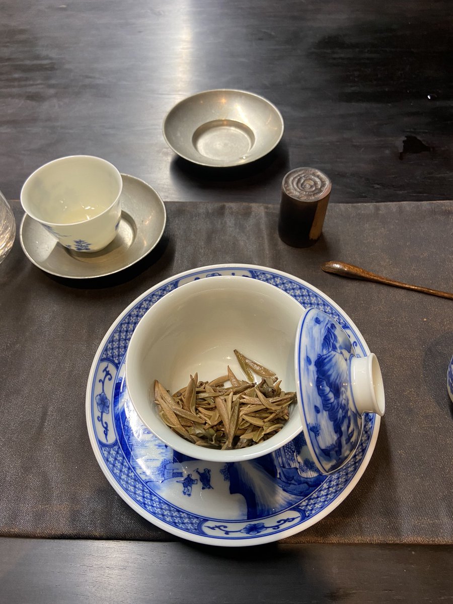 sa1sai01's tweet photo. 得闲饮茶 https://t.co/pQcg8otHuy
