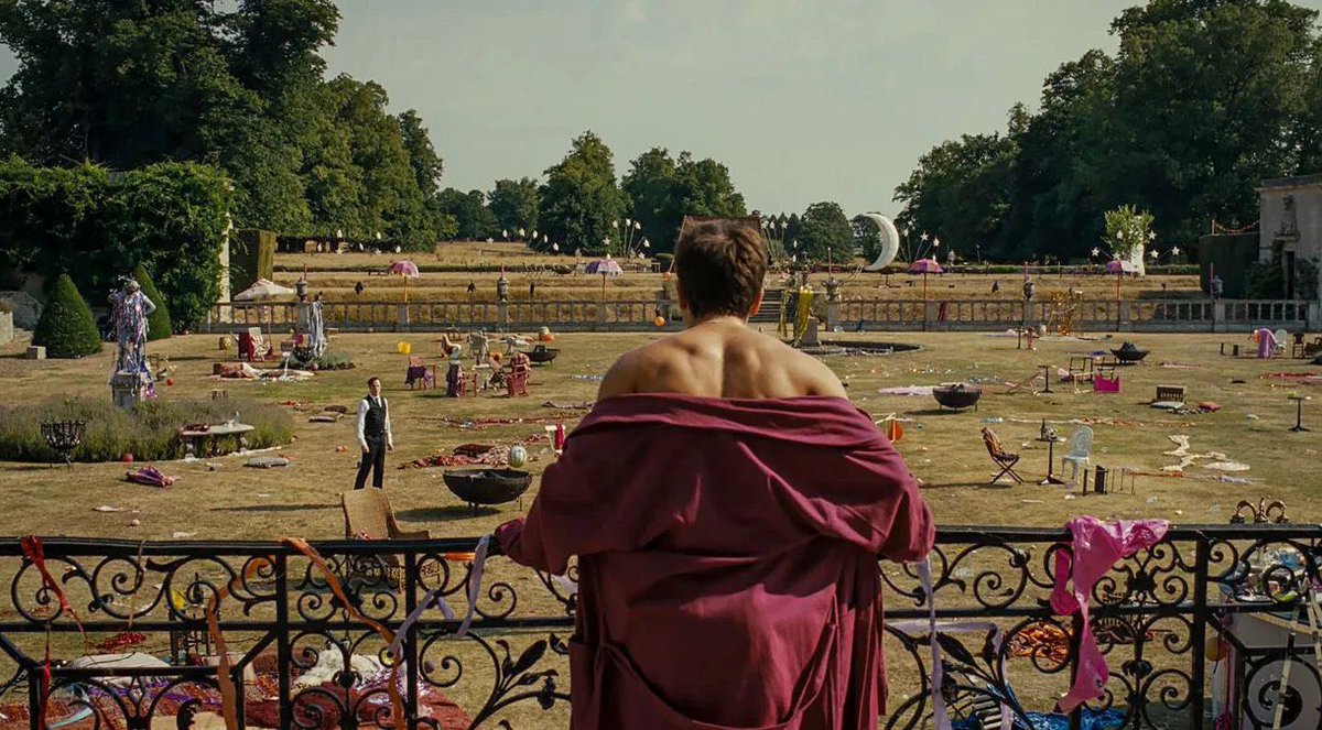 Não é Brasília destruída no inominável 8 de janeiro dos extremista, mas uma cena do filme sensação Saltburn que traz questões interessantes sobre  como as “transgressões “ migraram para o  imaginário conservador e extremista.  Texto para a <a href="/CultRevista/">Revista Cult</a>  revistacult.uol.com.br/home/saltburn-…