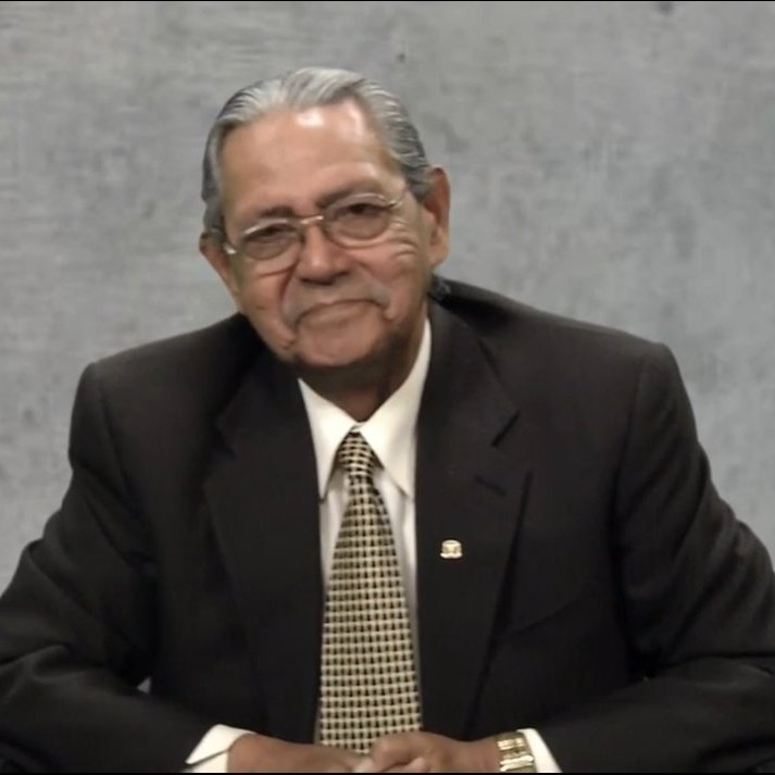 Carlosruiz927F's tweet photo. Miércoles 6 de junio de 2018: Fallece don #GermánBuenaventuraBuenoTorres, locutor del desaparecido noticiario #RadioMilInformando, presentador de Noticias Telemicro y ex portavoz de la DNCD; voz comercial en diversas campañas publicitarias. El mismo día, muere #PrimitivoSantos.😭 https://t.co/9JTRVGnnJV