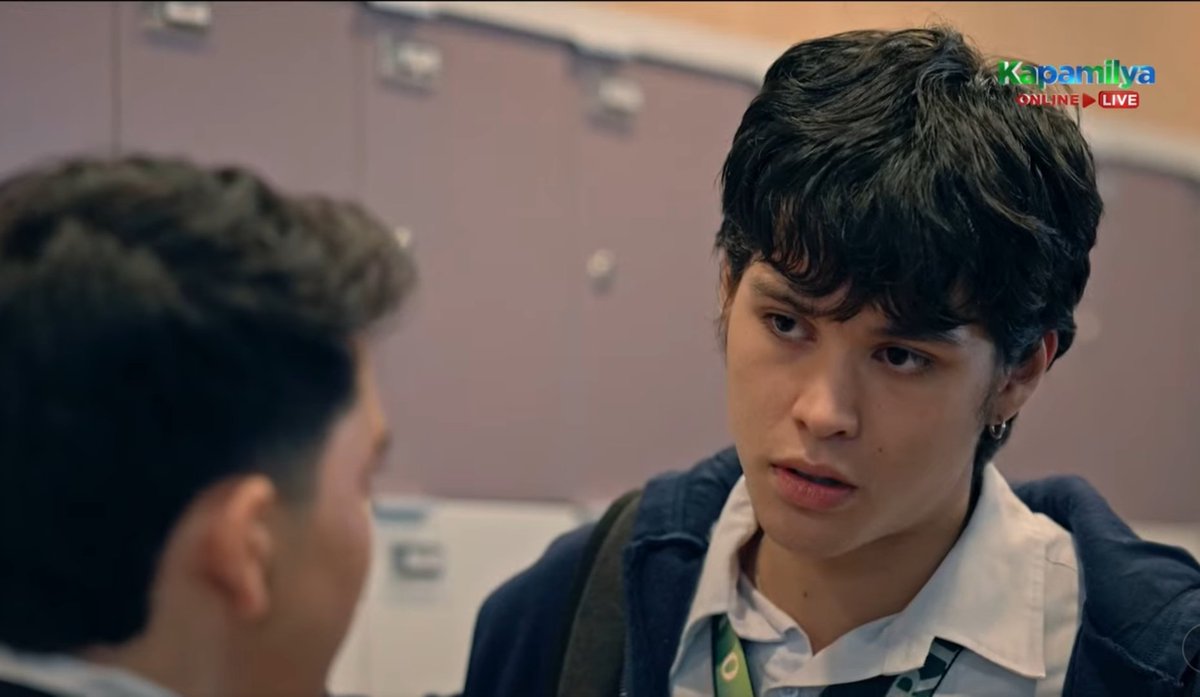 viah_hh's tweet photo. Obet confronts Tim abt Roxy.
โtrue friends really do this, not to hurt ur feelings but to show u the reality and let u realize abt it. We all know nmn ang intentions ni Obet here, what a kind friend. All the SH cast friendship is the best๐คโจ
#SeniorHigh
#SHConfrontation https://t.co/Qrut86sPpO