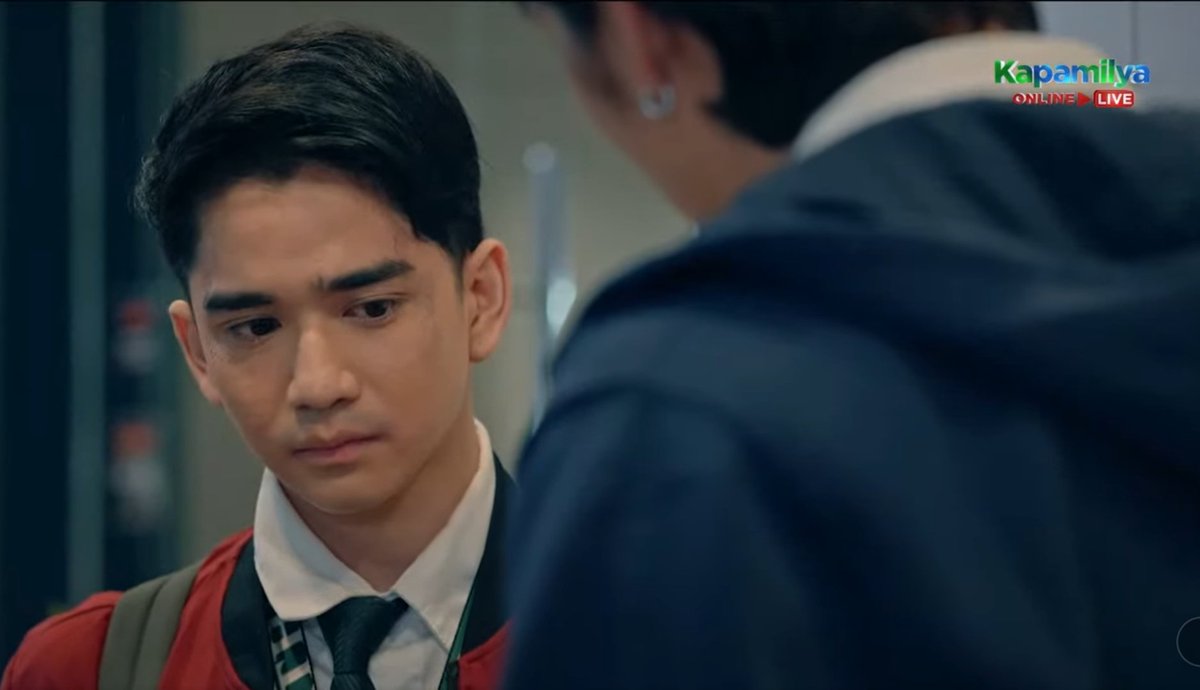 viah_hh's tweet photo. Obet confronts Tim abt Roxy.
โtrue friends really do this, not to hurt ur feelings but to show u the reality and let u realize abt it. We all know nmn ang intentions ni Obet here, what a kind friend. All the SH cast friendship is the best๐คโจ
#SeniorHigh
#SHConfrontation https://t.co/Qrut86sPpO