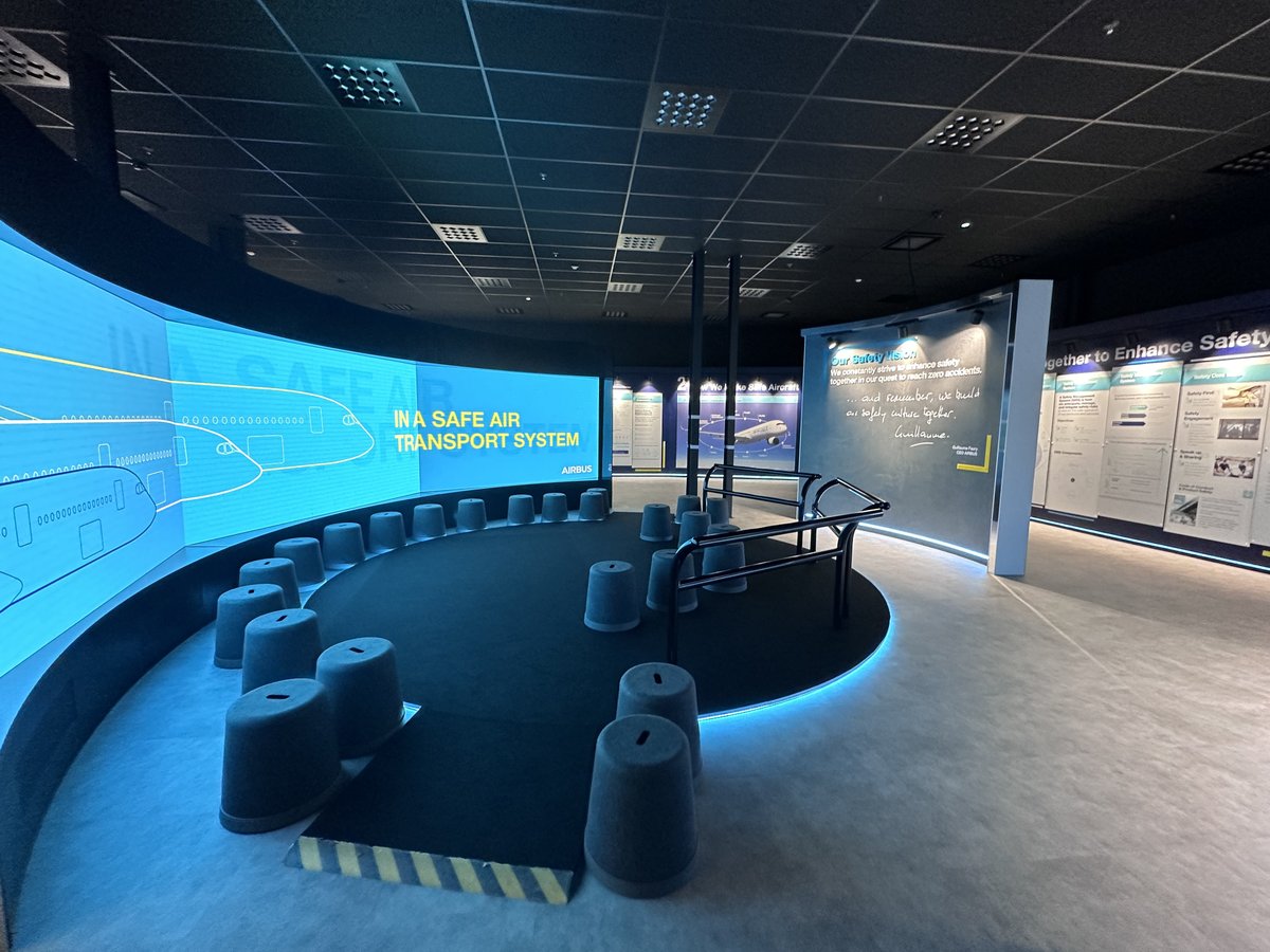 Runway Girl tweet media