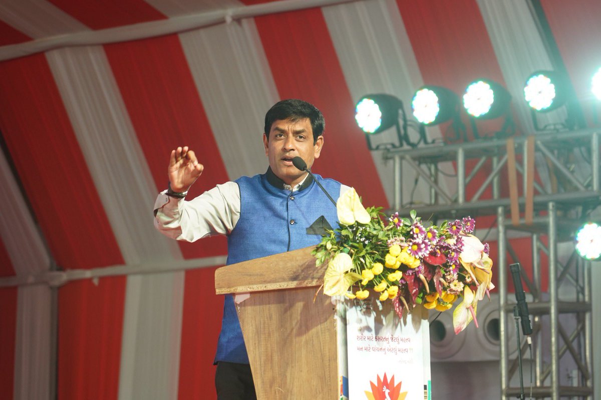 AmdavadAMC's tweet photo. અમદાવાદ મ્યુનિસિપલ કોર્પોરેશન આયોજિત વાઇબ્રન્ટ અમદાવાદ નેશનલ બુક ફેર 2024માં  ત્રિવેણી કાર્યક્રમ હેઠળ કવિ સંમલેન ચાલી રહ્યું છે,

#amc #amcforpeople #vibrantamdavadbookfair #municipalcorporation https://t.co/xoZ6DLpQ68
