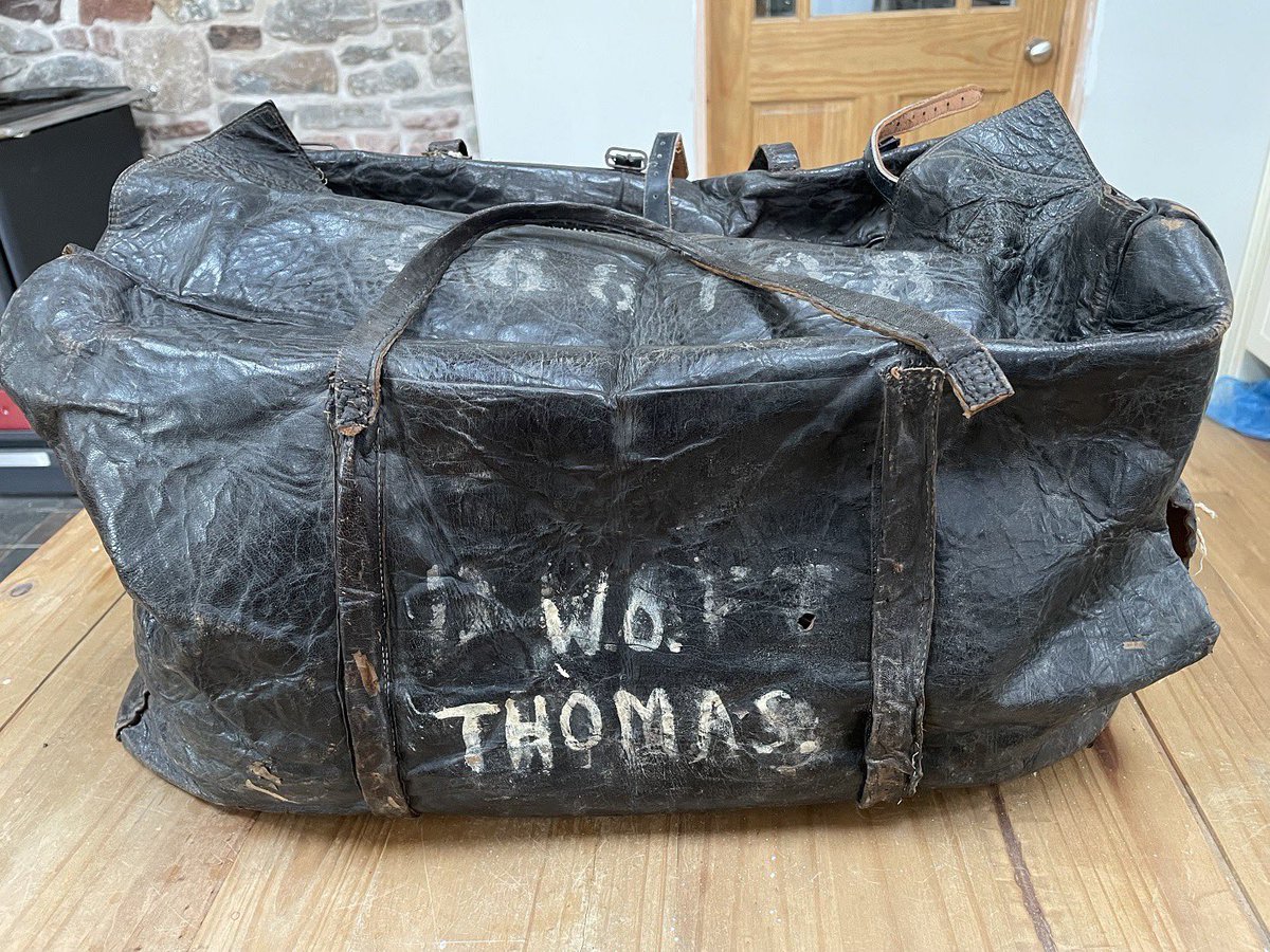 CConserveCymru's tweet photo. Our latest community #conservation project was to clean the dirt and mould from this leather hold-all marked ‘SS Empire Windrush’, once owned by an RAF Warrant Officer stationed at Pembroke Dock. The object will hopefully be displayed by @PDHeritageCent soon 
#windrush https://t.co/FnBOVccXXh
