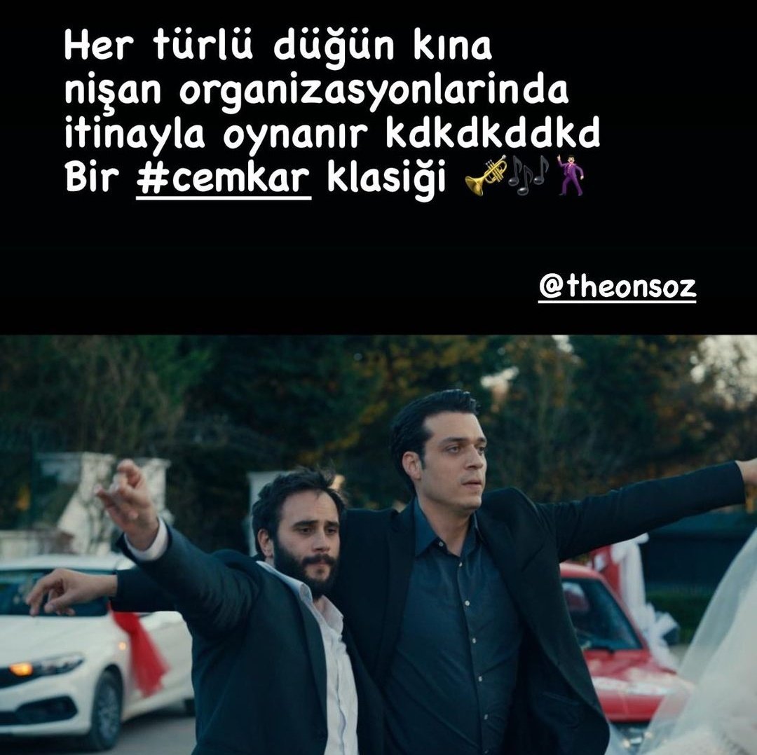 Nostaljikradyom's tweet photo. Kaan gerçekte de Jamal ya captiona düştüm bizim gülbarın düğün organizasyonunu da #cemkar yapacak arkadaşlar biz sizciyizz davul da çalın nolur weshejhdjg #AteşKuşları https://t.co/SL4Jh1o70c