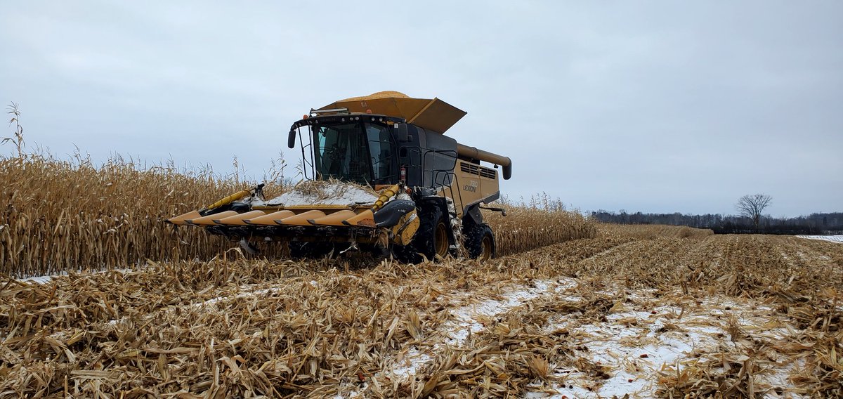 JayReist's tweet photo. Trying to get the rest of the field done before the #ontstorm https://t.co/s5n1hXey0p