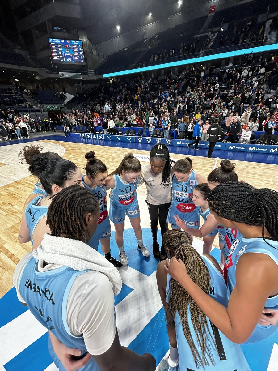 Celtabaloncesto's tweet photo. Apoyo incondicional. 🤝🏼
Nuestro camino por la Liga Femenina Endesa en esta temporada 23/24 continúa y mucho de ello tenemos que agradecer a @GrupoRecalvi @GrupoFemxa y #Zorka. 🤲🏻 https://t.co/TkEF0IXcaL