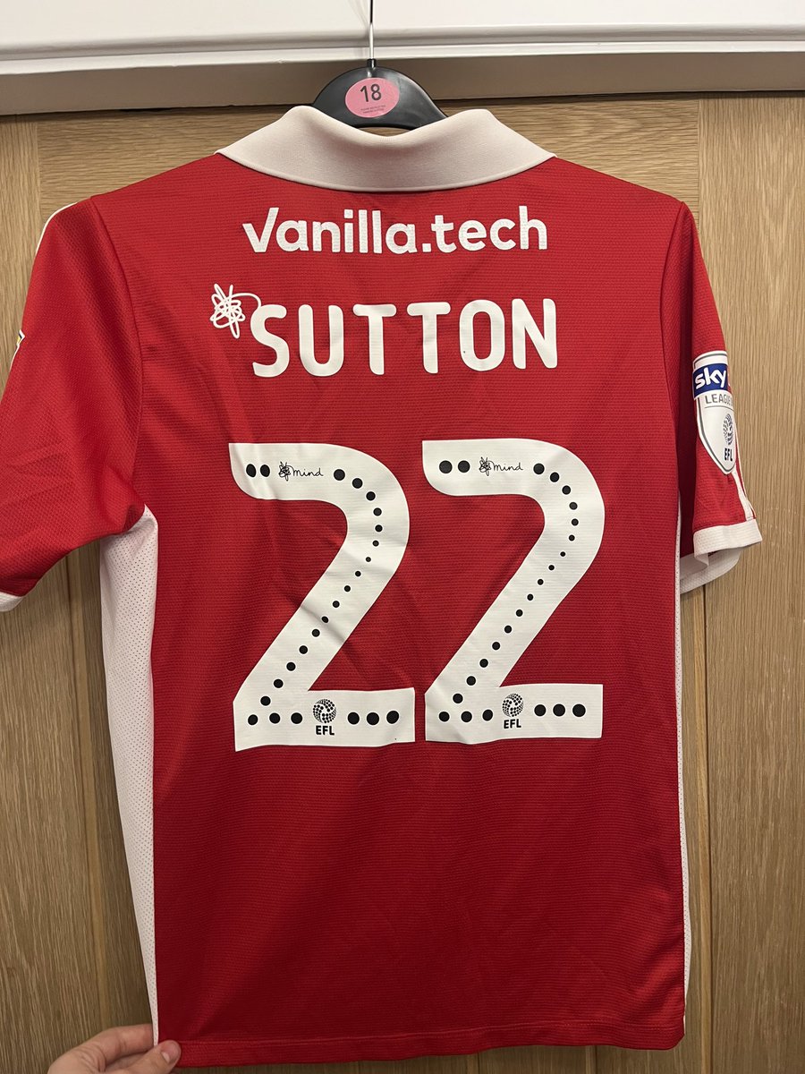 Kieran96405513's tweet photo. Signed Levi Sutton match worn shirt 
All funds going to Evie’s foundation 
I’ll start the bidding at £50 
@5UTT0N @SUFCOfficial @sufc_mike https://t.co/JETzwum52x