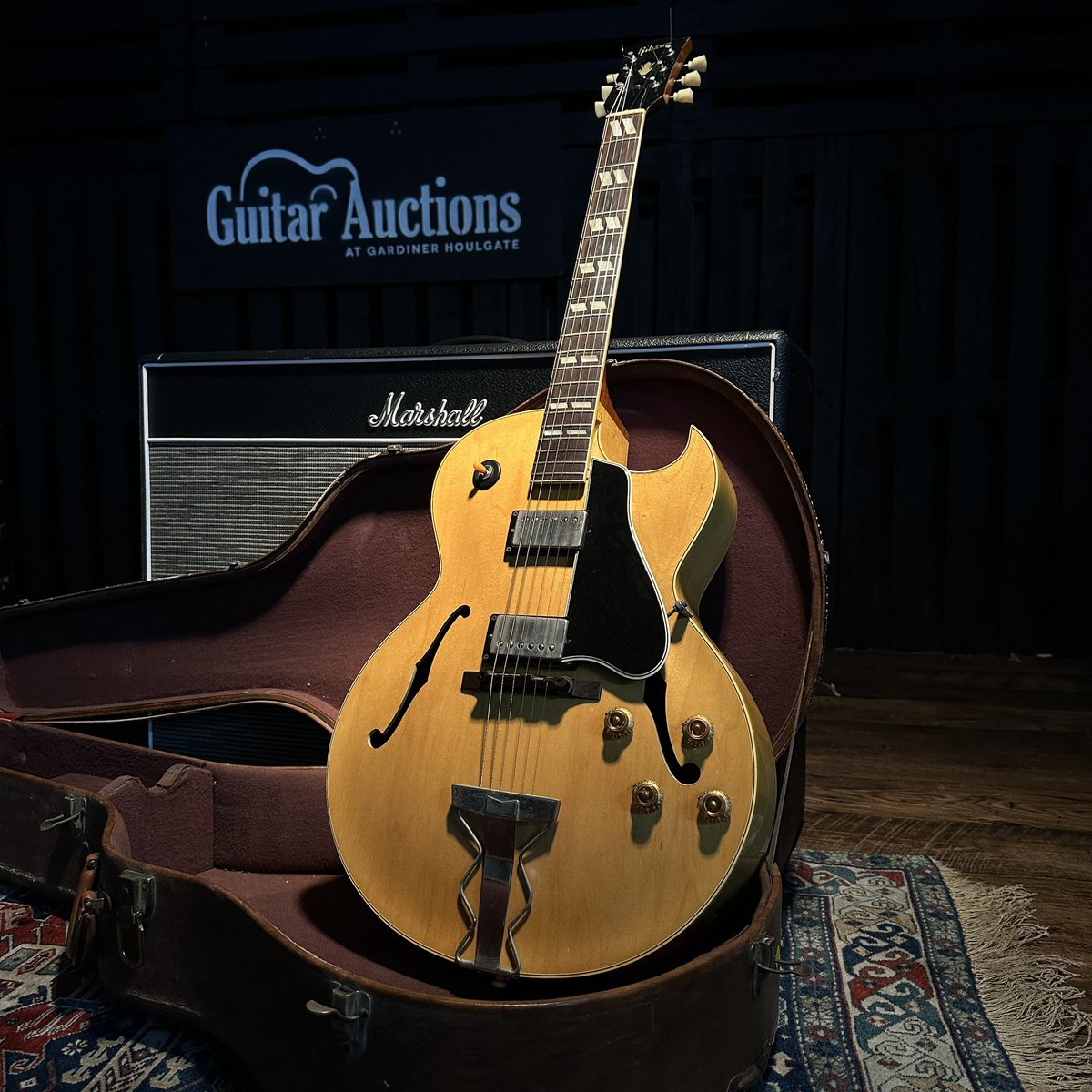 guitar_auctions's tweet photo. Kicking off March previews with this rather special 1959 Gibson ES-175. Original PAF loaded example in natural with original case… 

#gibsones175 #jazzguitar #jazzbox #gibsonguitars #gibsonusa https://t.co/en9Awjtfb1