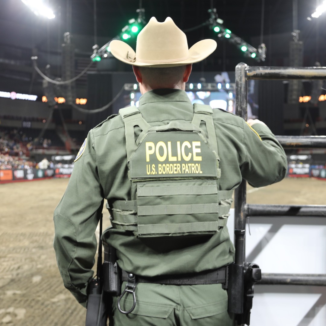 USBPChiefSPW's tweet image. #PBR is coming to #SpokaneArena on Saturday, January 13, 7pm.  Come witness some of the country's best professional bull riders.  While at the arena, visit us at the #USBorderPatrol recruiting booth.