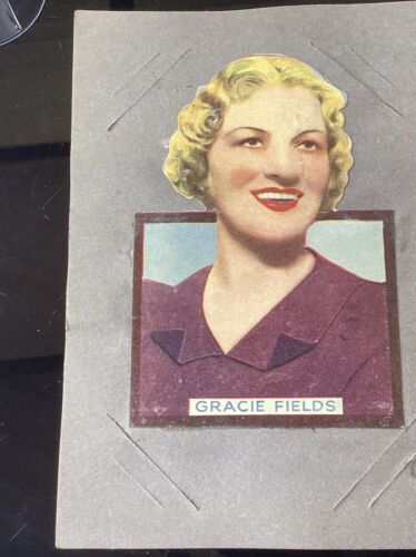 Two pictures of Gracie Fields one from the Chris Rogers collection, the other from the late Mel Smith collection. Just remembering this special great granny, to the nation on her 126th Birthday Tomorrow... #GracieFields #rochdale #Capri #Showbiz #TommySteele #JaneMacDonald #WW11