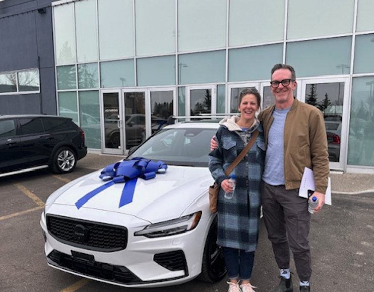 volvocalgary's tweet photo. Congrats to Erin &amp; Scott who added a second Volvo to the family this weekend when they picked up their 2023 Volvo S60 Recharge Black Edition! https://t.co/NykhidIWVO