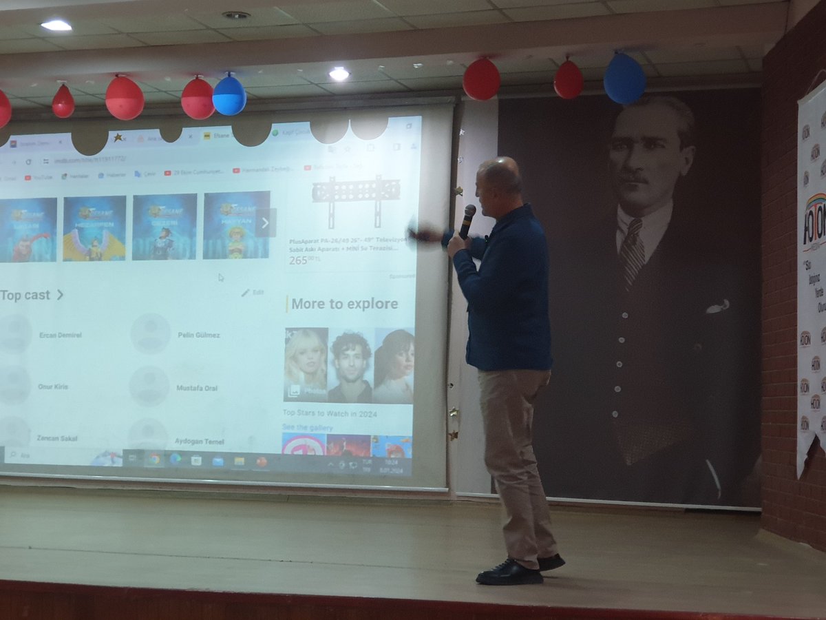 Hotonmedya's tweet photo. @tcvanvaliligi ve @vanbuyuksehirbb öğrenci ve velilere yönelik  sosyal medya farkındalık ve medya okur yazarlığı seminerleri Hoton Medya'nın organizesi ile   itibariyle başladı
@ibrahimdemirkan 
@FCALMUK 
@Hotonmedya 
@ademkarafilik 
@trgturker 
#gundem 
#kesfet https://t.co/BiRUp3Exb0