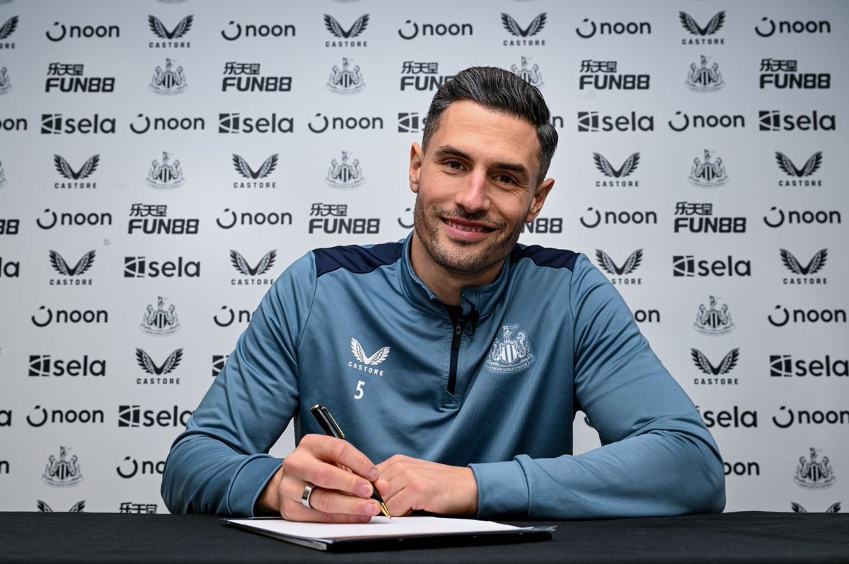 Absolutely over the moon to have extended the contract!! Since joining Newcastle 5 1/2 years ago, i have enjoyed every single minute playing for this club! I am just very thankful for the opportunity i have here and will do my all for black and white till my last day!! 🖤🤍 #NUFC