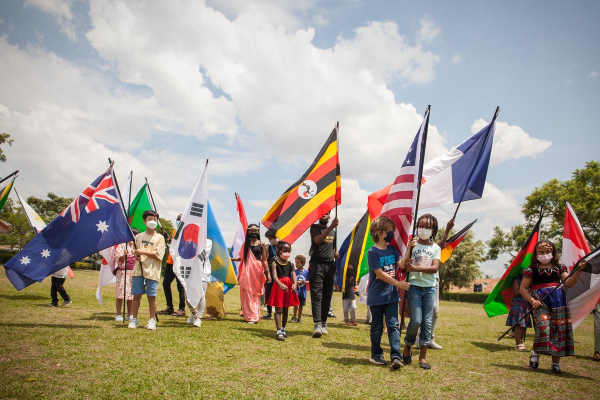 B2THEWORLD tweet media