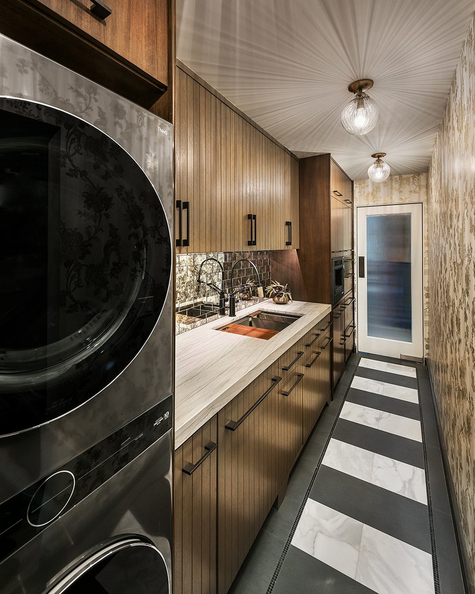 LuxePros's tweet photo. 🌟 Shattering Stereotypes: Who says the scullery room has to be drab when it can be delicious? 🍽️✨ 

Click the link below to challenge conventional notions! 👇

https://t.co/AQWW6OPpZY https://t.co/0yDmVMAfpC