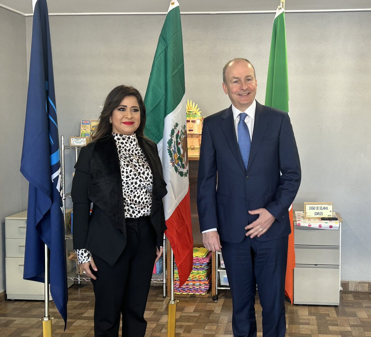 A pleasure to be back in Mexico, 15 years since my first visit.
Honoured to meet <a href="/LauraGlezEDOMEX/">Laura González</a> 
to discuss the investment by Smurfit Kappa and other Irish firms.
Great potential in the relationship 
between 🇮🇪 &amp;🇲🇽