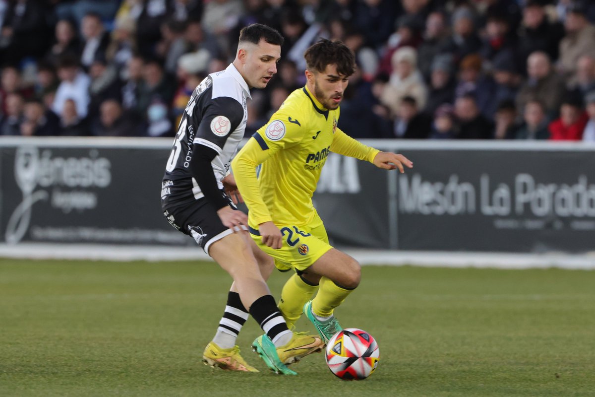teledeporte's tweet photo. 🔴ÚLTIMA HORA 

El Villarreal se queda fuera de los octavos de final de Copa tras caer en la tanda de penaltis contra Unionistas

El equipo salmantino, único equipo del fútbol no profesional en pasar a la siguiente ronda 

#CopaRTVE #CopaDelRey 

https://t.co/D0qAjFRc76 https://t.co/gkCU69A0MJ