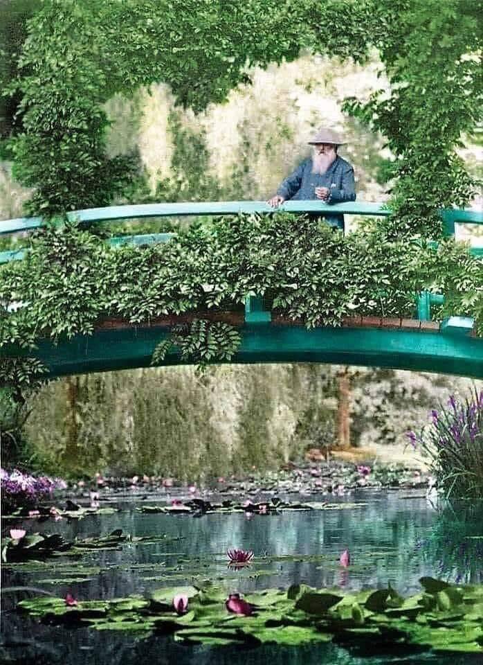 Monet in his garden at Giverny
