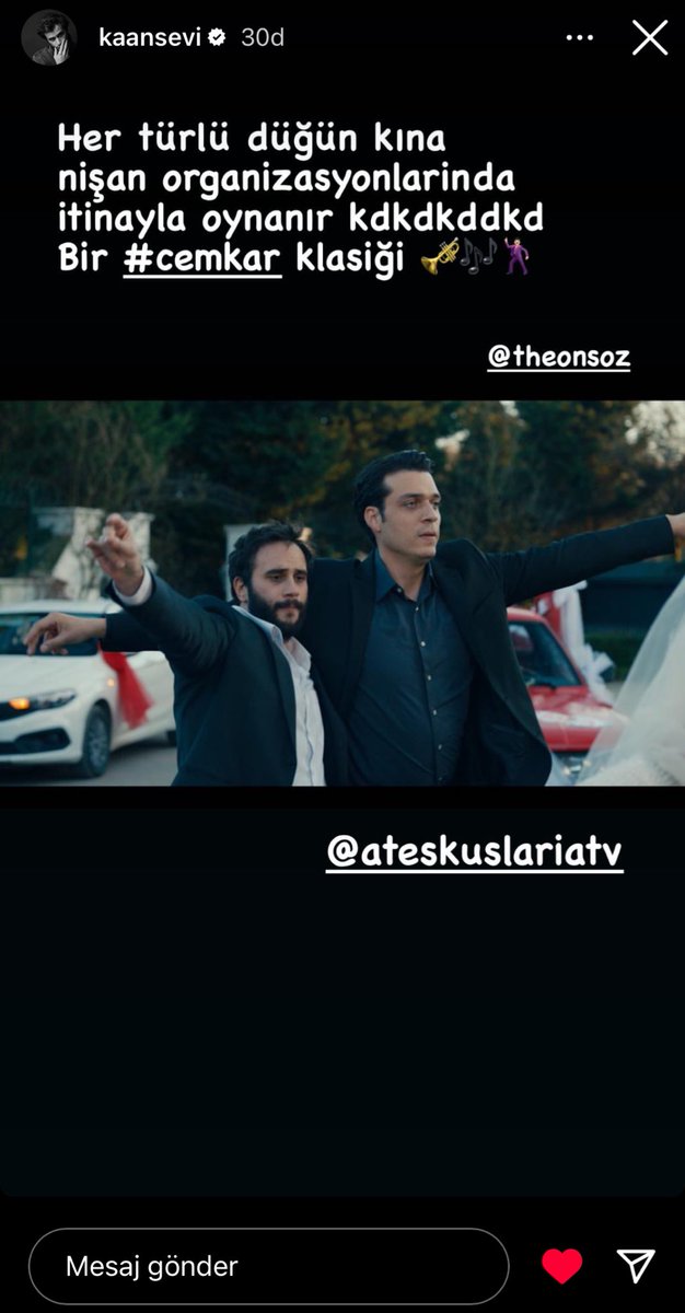 __GuLsuMm__'s tweet photo. kaanhjhshd canım #CemKar ım en kısa zaman da aga nın düğününü de yapıverin 🤣🤣🤣 #CemKar #GülBar #KaanSevi #AliÖnsöz #BurakTozkoparan #İlaydaAlişan https://t.co/6TiL9vPUDG