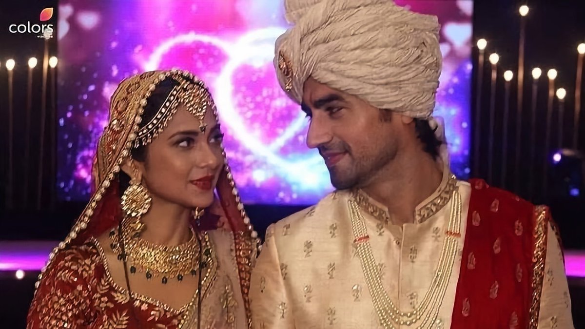 Btsisa05's tweet photo. Jenshad missing hours 💗inka reunion kab hoga🥺
#harshadchopda #JenniferWinget #jenshad #bepannaah #bepanaah #adiya #jenniferharshsd
#harshjen https://t.co/jEmwbLoDJu