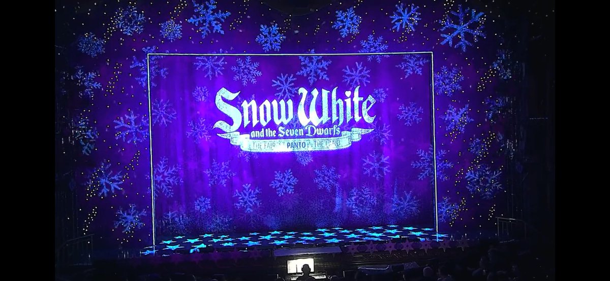 J O N N Y B. 💙 tweet media