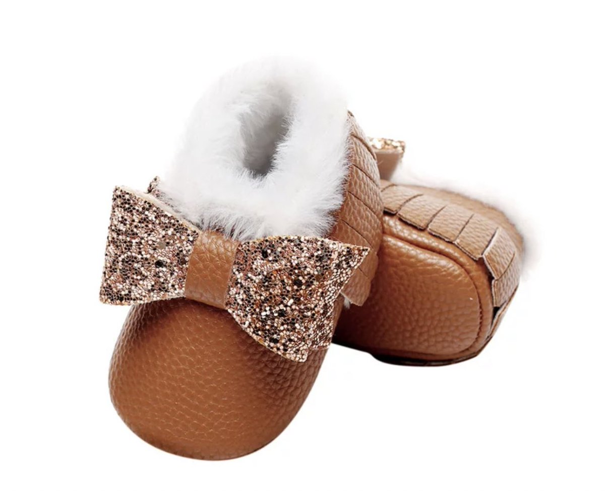 StanleyPoks's tweet photo. @kynashmapurisa Just buy something like this, and give it to any of your siblings kuty ape momz….vanobva vatoziva https://t.co/2rwdzElluN