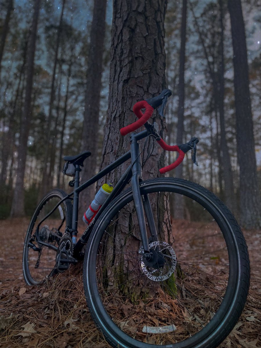 ArkoseMTB's tweet photo. New video to come out here soon on the Channel introducing the newest project bike named "The SaboTour Mk. 1"
#GravelBiking #MTB #GravelBike #TrailRiding #GravelBikeTrail #BikeLife #Cycling #BikeMaintenance #MTBCommunity #CyclingLife #XCMTB #gmbn #Howto #CrossCountry #Bicycle https://t.co/s1AgIM5oo0