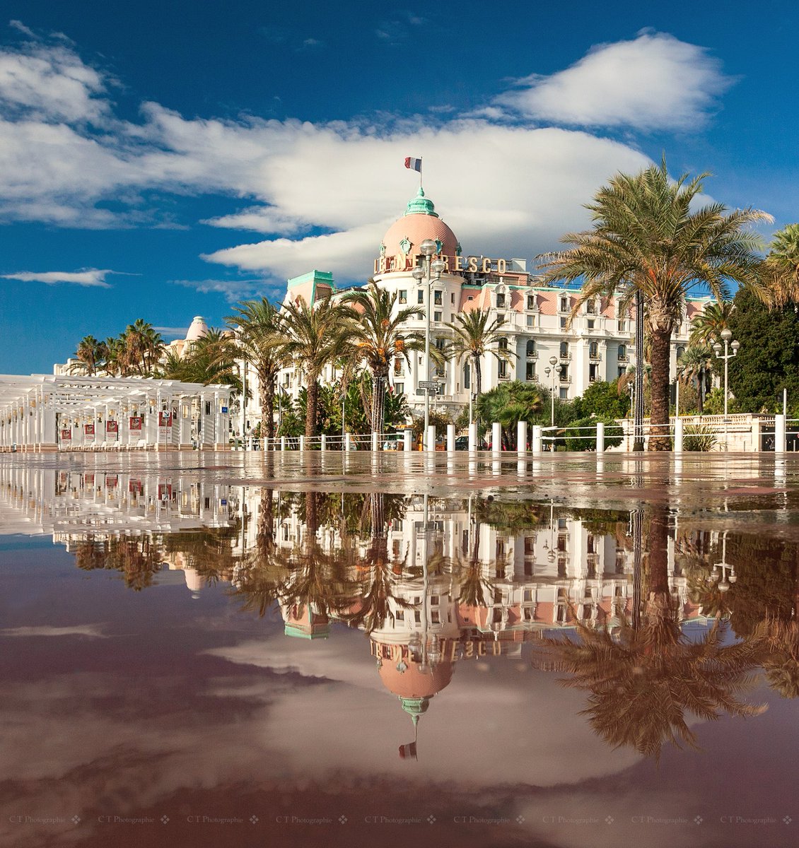 Après la pluie vient le beau temps...🌦️ et de belles photos💙

Belle soirée à toutes et tous ! 

📸 <a href="/Ct_photographie/">CT Photographie 📸</a>

#CotedAzurFrance #Nice06 #ILoveNice <a href="/ExploreNCA/">Explore Nice Côte d'Azur</a> <a href="/NegrescoHotel/">Hôtel Le Negresco</a> #LeNegresco #Démartement06 <a href="/AlpesMaritimes/">alpesmaritimes</a>