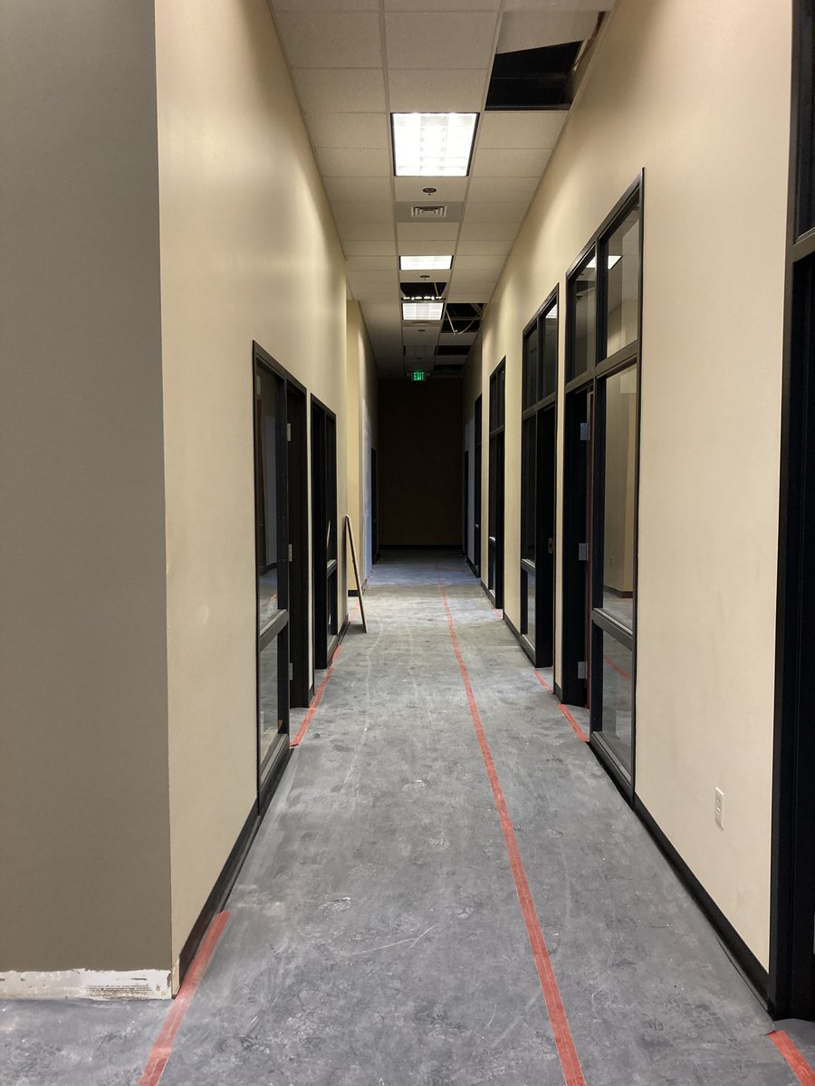 chambersconstr's tweet photo. Our Small Projects Division has been remodeling an existing suite for Heritage Bank and it's moving along quickly! #GoChambers #SmallProjects #Construction https://t.co/7TQTZ4iRHJ