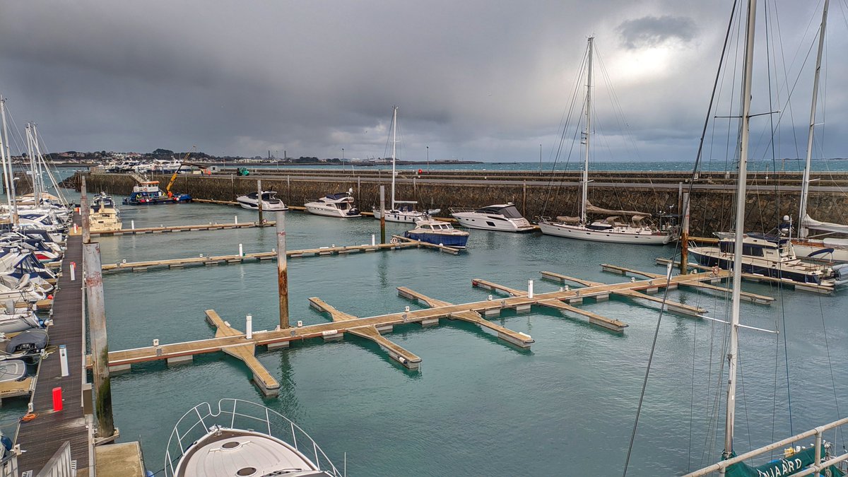 Work has begun to replace 2 QEII Marina pontoons. Boats moored on pontoons D &amp; E have either been relocated or are being craned out and stored while the old pontoons are removed and the new ones installed. This is part of the £1.4m project expected to take approximately 3 months.