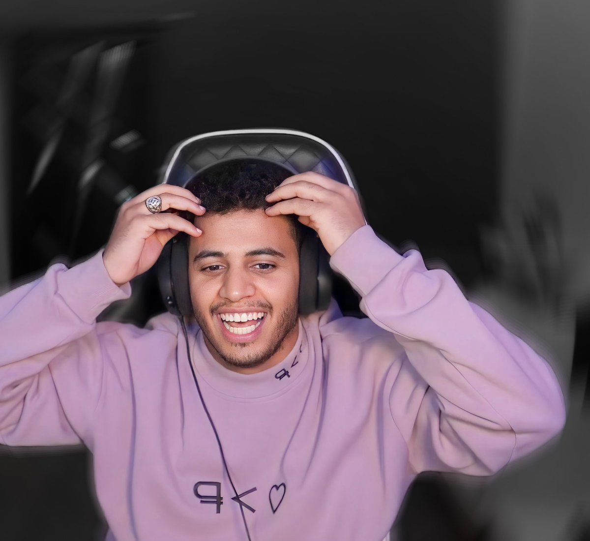 ياخي والله انك سعادة 🤍🤍
#سبايكي