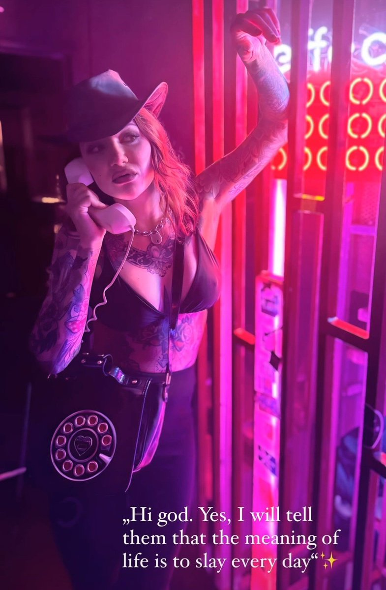 Shay De Lucca AKA Queenie | Parody | (@ohhyoudontshay) on Twitter photo 