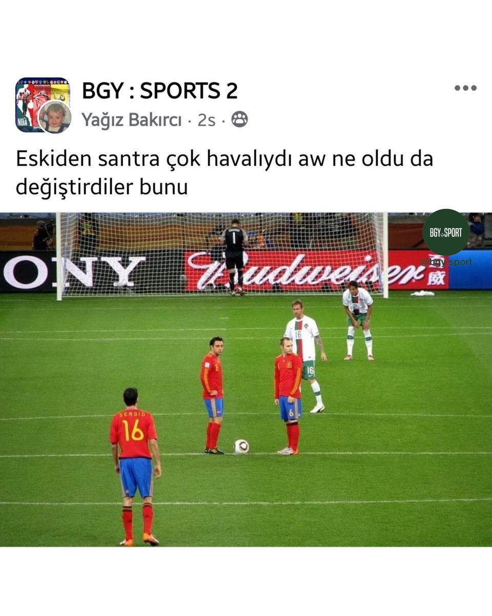bgysports1's tweet photo. Çift forvet karşı karşıya gelince efsane fotolar çıkıyordu https://t.co/Uytdoh1TbV